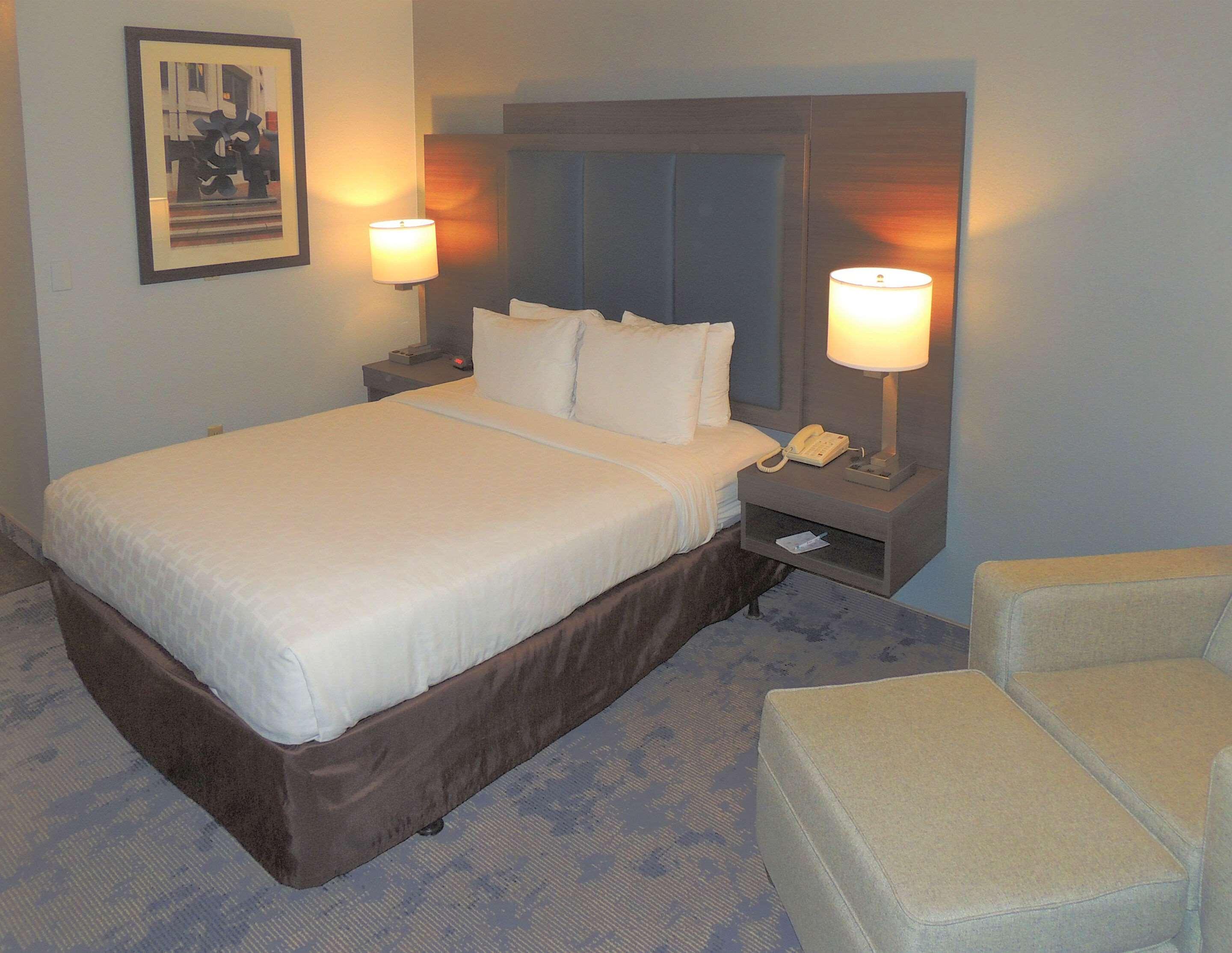 Surestay By Western Airport North Hotel SeaTac